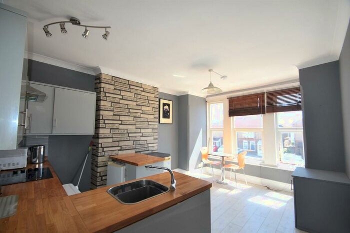 1 Bedroom Apartment To Rent In Goldsmith Avenue, Southsea, PO4