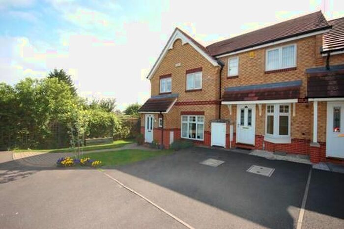 2 Bedroom Town House To Rent In Goldcrest Close, Bingham, Nottingham, NG13