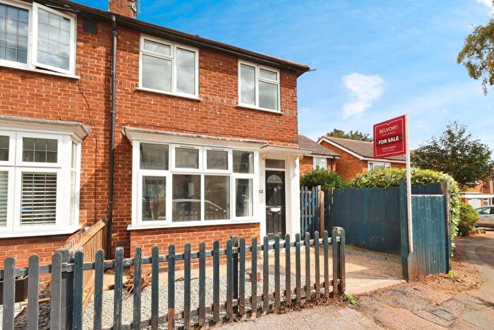 2 Bedroom End Of Terrace House For Sale In Conquest Close, Hitchin, SG4