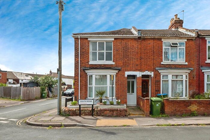 3 Bedroom End Of Terrace House For Sale In South Road, Southampton, Hampshire, SO17