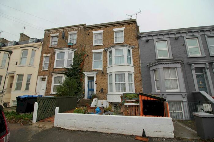 1 Bedroom Flat To Rent In Godwin Road, Margate, CT9
