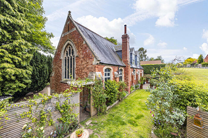 4 Bedroom Detached House For Sale In Kirklington Road, Eakring, NG22