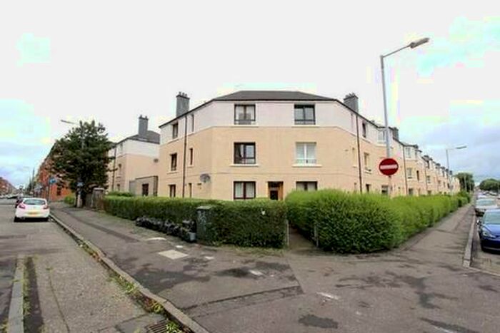 2 Bedroom Flat To Rent In Hickman Street, Govanhill, Glasgow, G42