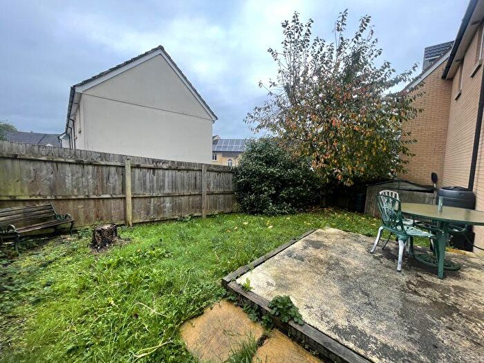 2 Bedroom Coach House For Sale In Biddiblack Way, Bideford, EX39