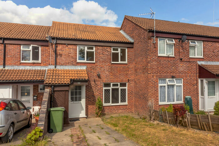 3 Bedroom Terraced House To Rent In Searles Close, Alresford, Hampshire, SO24