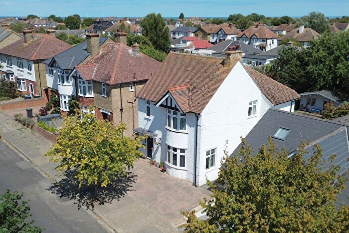 5 Bedroom Detached House For Sale In Graystone Road, Tankerton, CT5