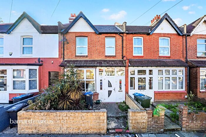 2 Bedroom Terraced House For Sale In Whitford Gardens, Mitcham, CR4
