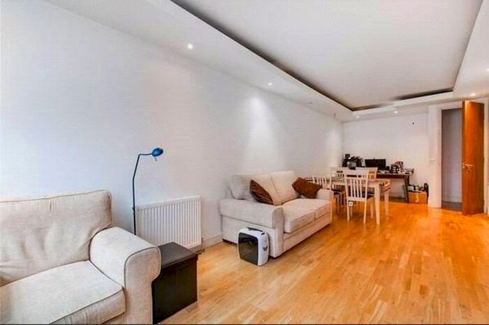 1 Bedroom Flat To Rent In Weymouth Mews, London, W1G