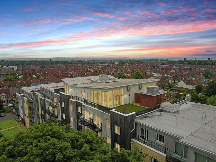 2 Bedroom Penthouse To Rent In Admirals House, Gisors Road, Southsea, PO4