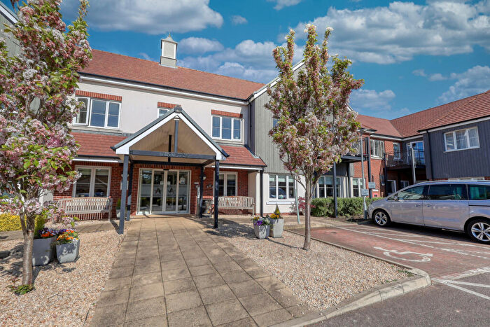 2 Bedroom Apartment For Sale In The Retreat, Princes Risborough, Buckinghamshire, HP27