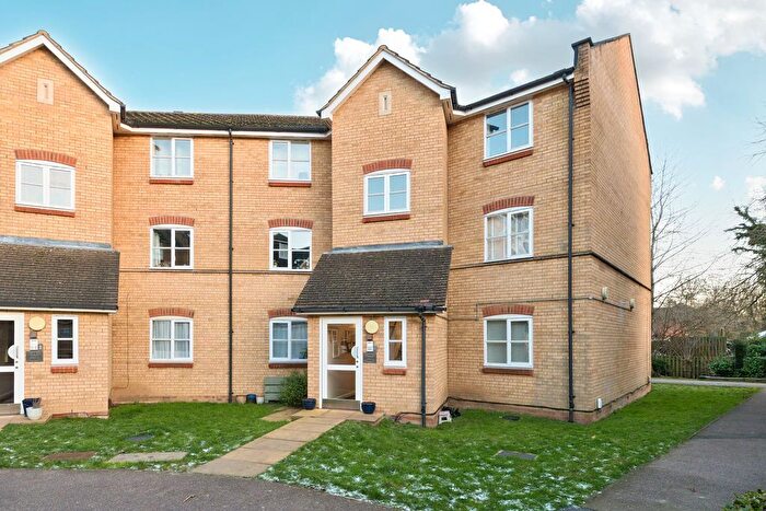 1 Bedroom Flat For Sale In Stephenson Wharf, Apsley Lock, HP3