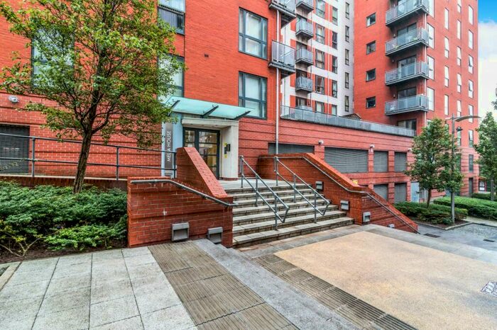 2 Bedroom Apartment To Rent In Melia House, Hornbeam Way, Manchester, M4