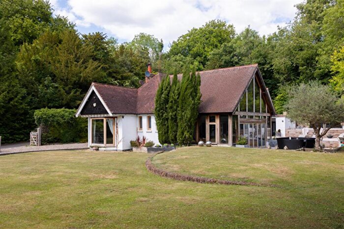 5 Bedroom Detached House For Sale In The Conduit, Bletchingley, RH1