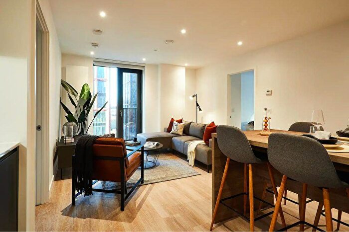 3 Bedroom Apartment For Sale In Vita Living Circle Square, Oxford Road, Manchester, M1