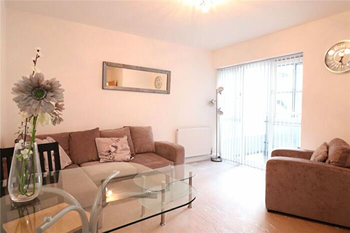2 Bedroom Apartment For Sale In Warstone Lane, Birmingham, B18