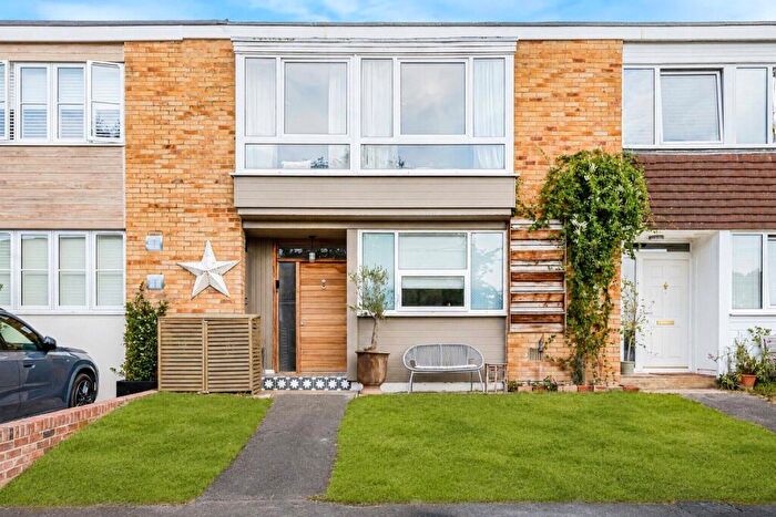 4 Bedroom Terraced House For Sale In Henley-on-Thames, RG9