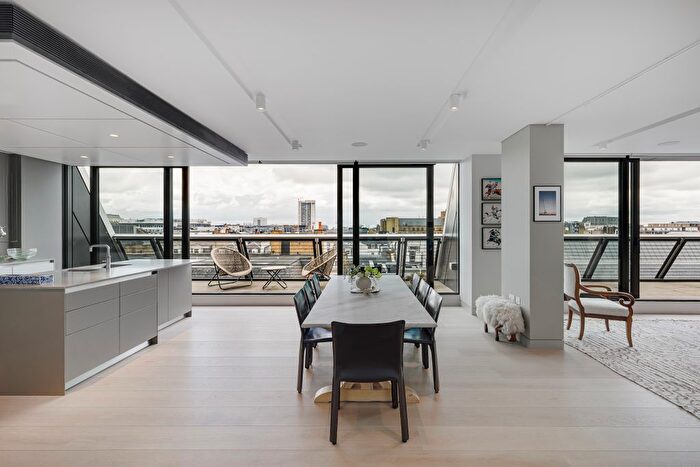 3 Bedroom Flat For Sale In Burlington Gate, Cork Street, Mayfair, London, Mayfair, W1S