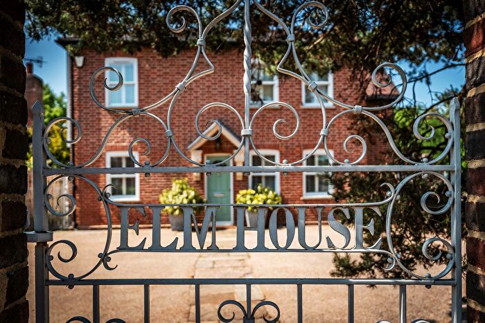 4 Bedroom Property For Sale In Four Elms Road, Four Elms, Edenbridge, Kent, TN8