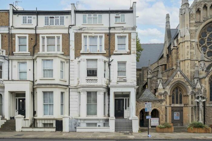 2 Bedroom Flat To Rent In Holland Road, London, W14