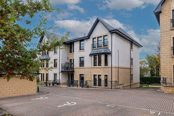 3 Bedroom Flat For Sale In Central Avenue, Cambuslang, G72