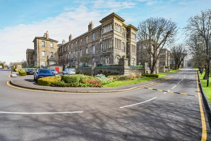 2 Bedroom Flat To Rent In Royal Herbert Pavilions, Gilbert Close, London, SE18