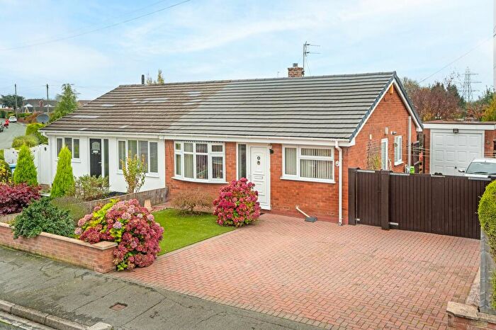 2 Bedroom Semi-Detached Bungalow For Sale In Raewood Avenue, Hawarden, CH5