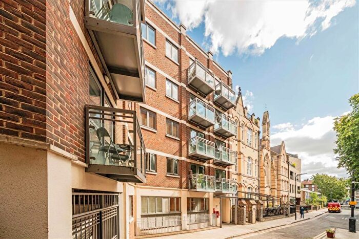 2 Bedroom Flat To Rent In Hoxton Square, Hoxton Square, N1