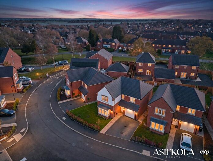 4 Bedroom Detached House For Sale In Battalion Drive, Sutton Coldfield, B75