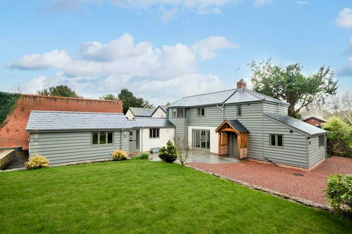 4 Bedroom Detached House For Sale In Green Lane, Yarpole, Herefordshire, HR6