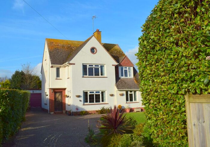 3 Bedroom Detached House To Rent In Raleigh Road, Budleigh Salterton, EX9