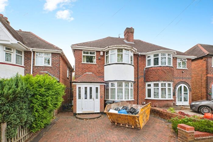 3 Bedroom Semi Detached House For Sale In Vera Road, Birmingham, West Midlands, B26