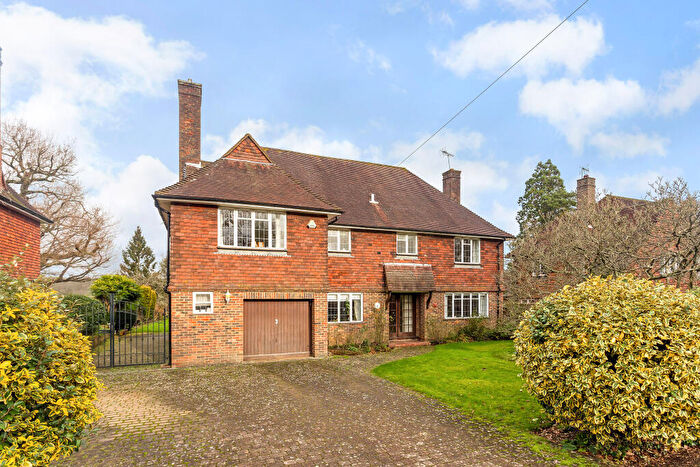 4 Bedroom Detached House For Sale In Balcombe Road, Haywards Heath, RH16