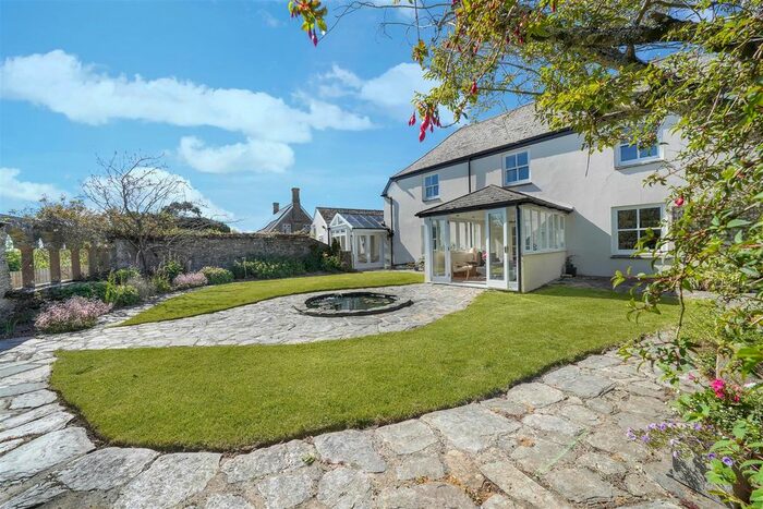 6 Bedroom Property For Sale In West Charleton, Kingsbridge, TQ7