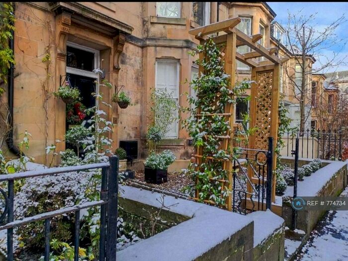 2 Bedroom Flat To Rent In Hartington Gardens, Edinburgh, EH10