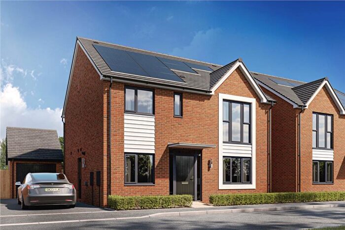 4 Bedroom Detached House For Sale In Bristol Road South, Longbridge, B45