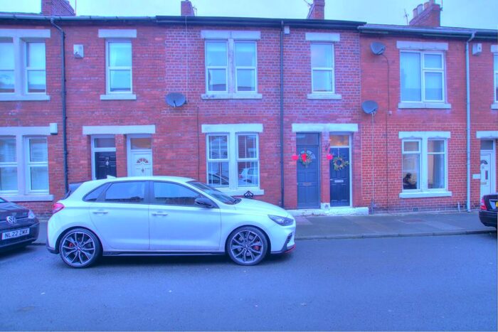 2 Bedroom Flat To Rent In Ashfield Road, Gosforth, Newcastle Upon Tyne, NE3