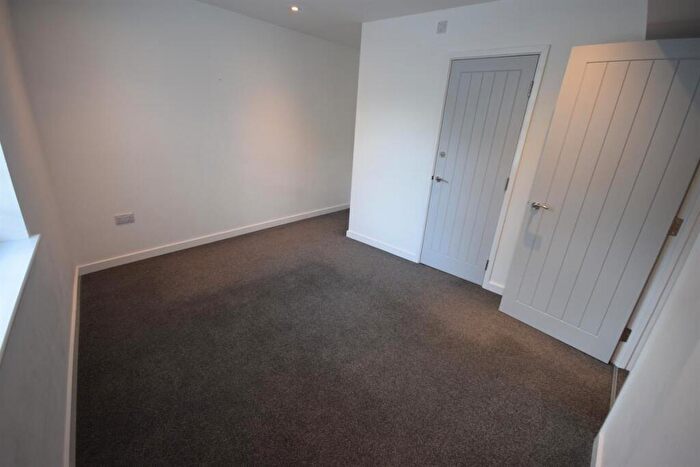 2 Bedroom Apartment To Rent In Flat, Birmingham Road, Warwick, CV34