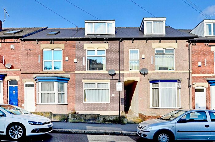 4 Bedroom Terraced House To Rent In Stalker Lees Road, Sheffield, S11