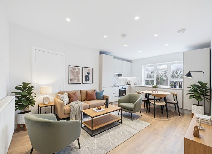 2 Bedroom Flat For Sale In West End Road, Ruislip, HA4