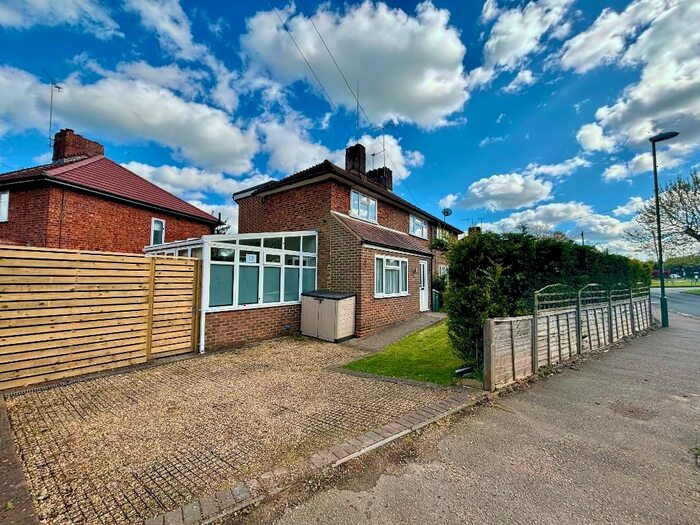 3 Bedroom Semi-Detached House To Rent In Wantley Hill, Henfield, BN5