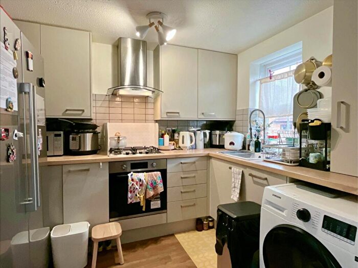 2 Bedroom End Of Terrace House For Sale In Tennyson Way, Killay, Swansea, SA2