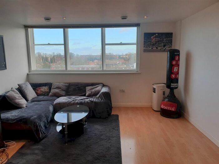 1 Bedroom Flat To Rent In Church Street, Dunstable, LU5