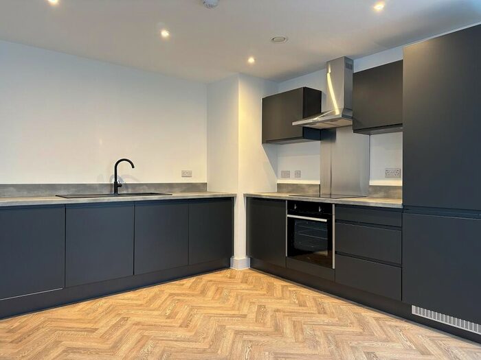 2 Bedroom Flat To Rent In Copper Box, Crosby Road North, Liverpool, Merseyside., L22