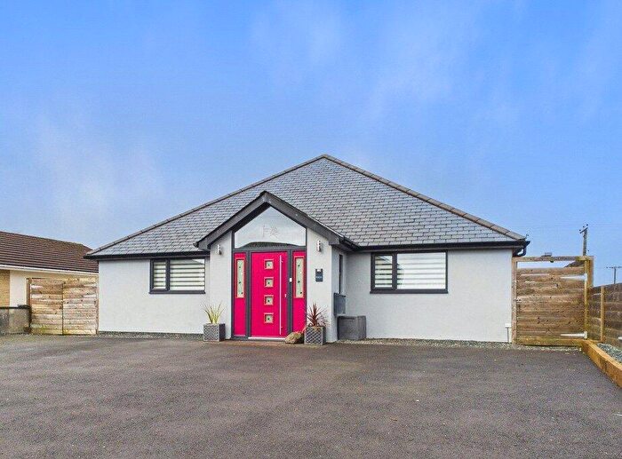 4 Bedroom Bungalow For Sale In Derriton Road, Pyworthy, Holsworthy, EX22