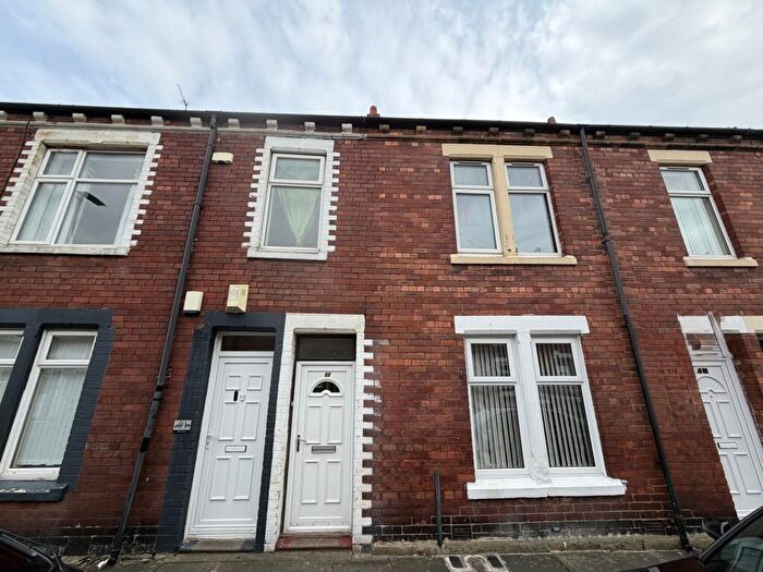 3 Bedroom Flat For Sale In Charlotte Street, Wallsend, Tyne And Wear, NE28