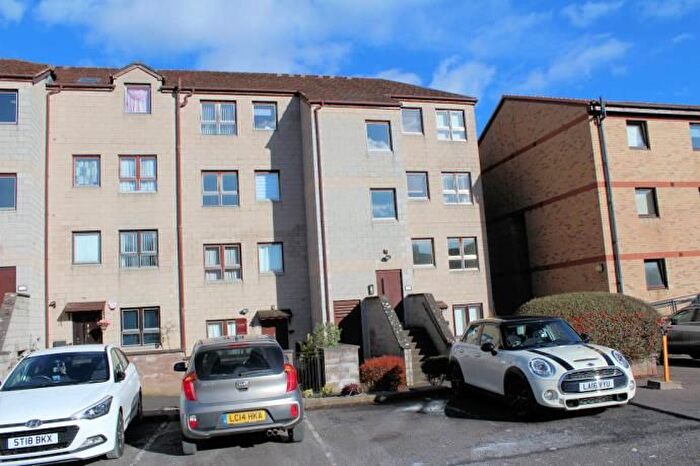 2 Bedroom Flat To Rent In Rosebank Mews, Rosebank Street, Dundee, DD3