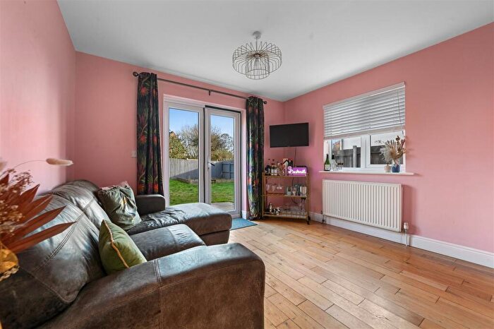 4 Bedroom Detached House For Sale In Brantham Hill, Brantham, CO11