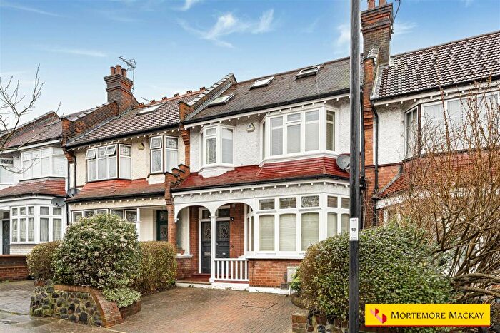 4 Bedroom Terraced House For Sale In Woodberry Avenue, London, N21