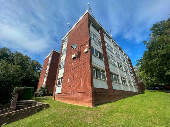 2 Bedroom Flat To Rent In Abbey Court, Whitley, Coventry, West Midlands, CV3