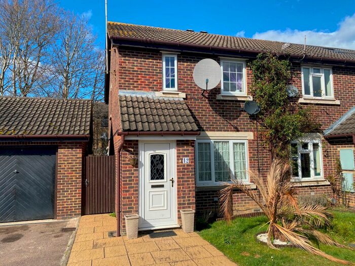 3 Bedroom End Of Terrace House To Rent In Beta Road, Maybury, Woking, GU22